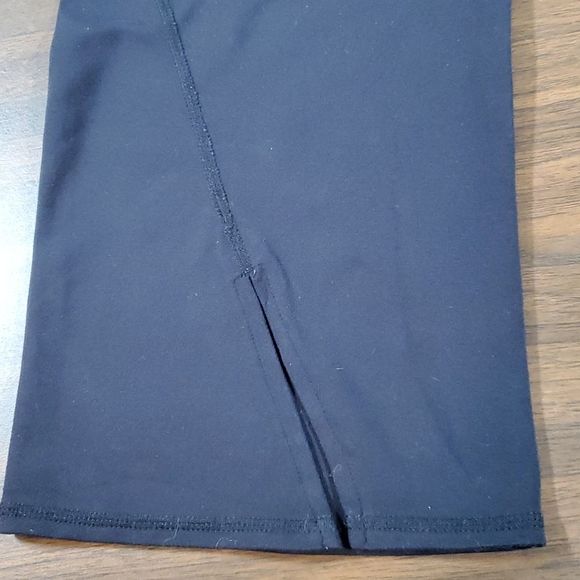 Athleta Womens Power Ananda Capri Athletic Cropped Pants #268553 Black Size Med - Picture 10 of 14